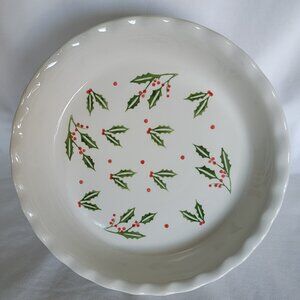 Nantucket Holly Holiday Christmas Scalloped Edge 10" Pie Dish Plate